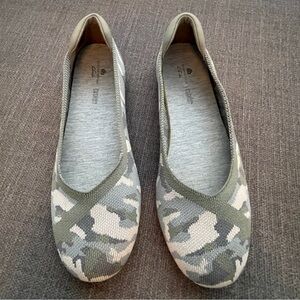 CLOUDSTEPPERS by Clarks Washable Knit Slip Ons Carly Wish Green Camo
